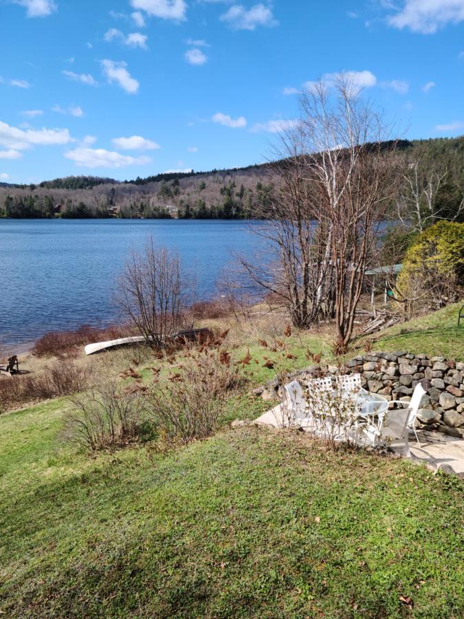 Le Lodge Du Lac Saint-Faustin Exterior foto